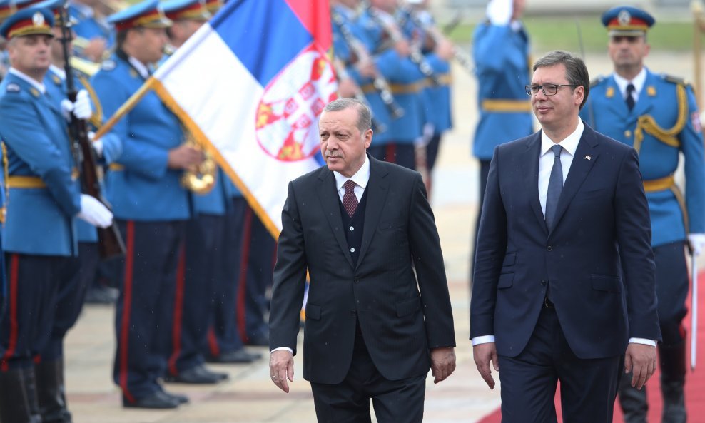 Nakon posjeta turskog predsjednika Erdogana Srbiji mediji izvještavaju kako je 'okrenuta nova stranica'