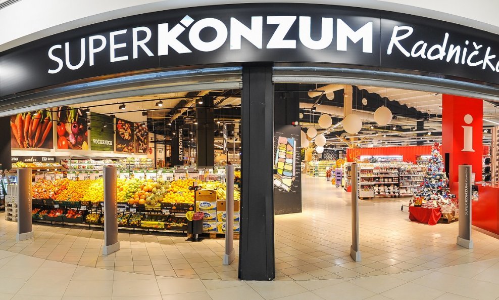 Super Konzum u Radničkoj