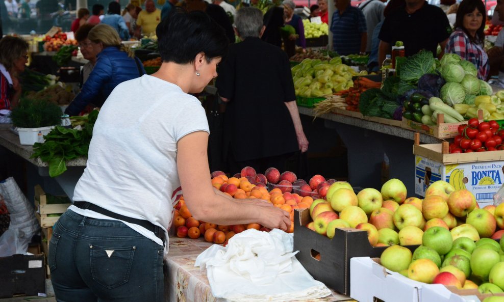 Hoće li cijena jabuka u Hrvatskoj strmoglavo rasti nakon Nove godine?