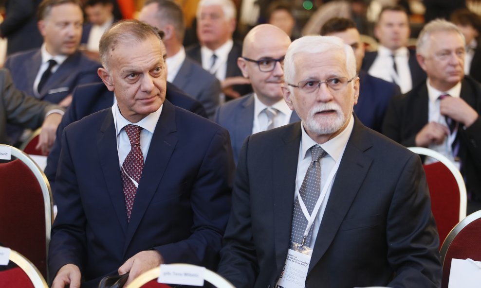 Darinko Bago (desno), predsjednik Uprave Končar Elektroindustrije