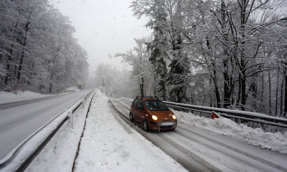 Snijeg u Gorskom Kotaru