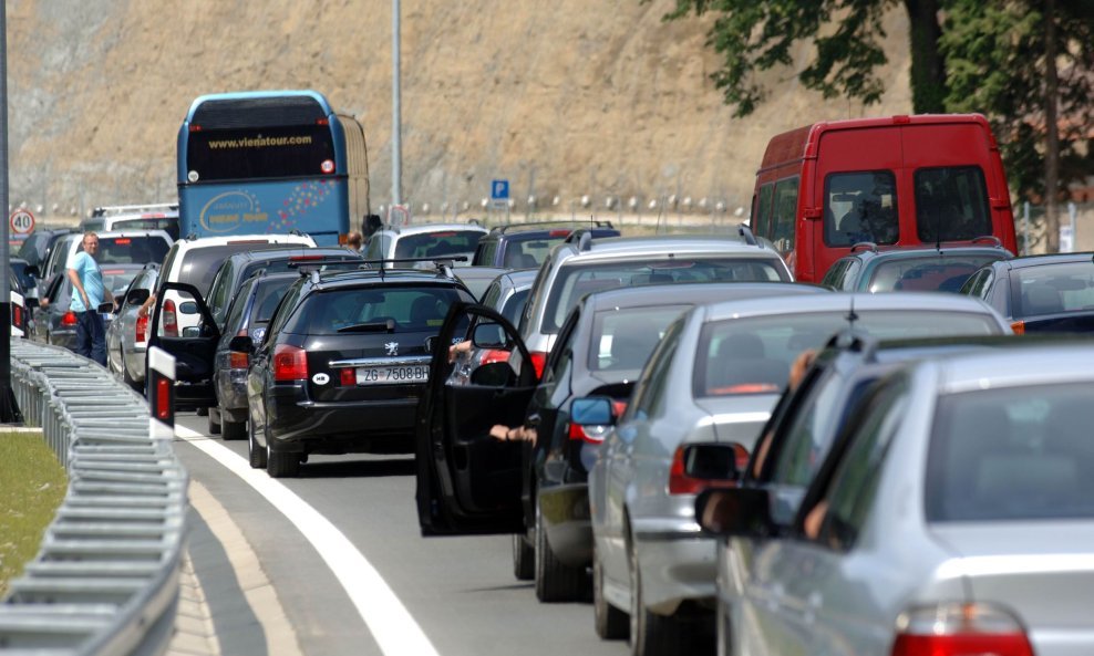 prometna gužva granični prijelaz macelj