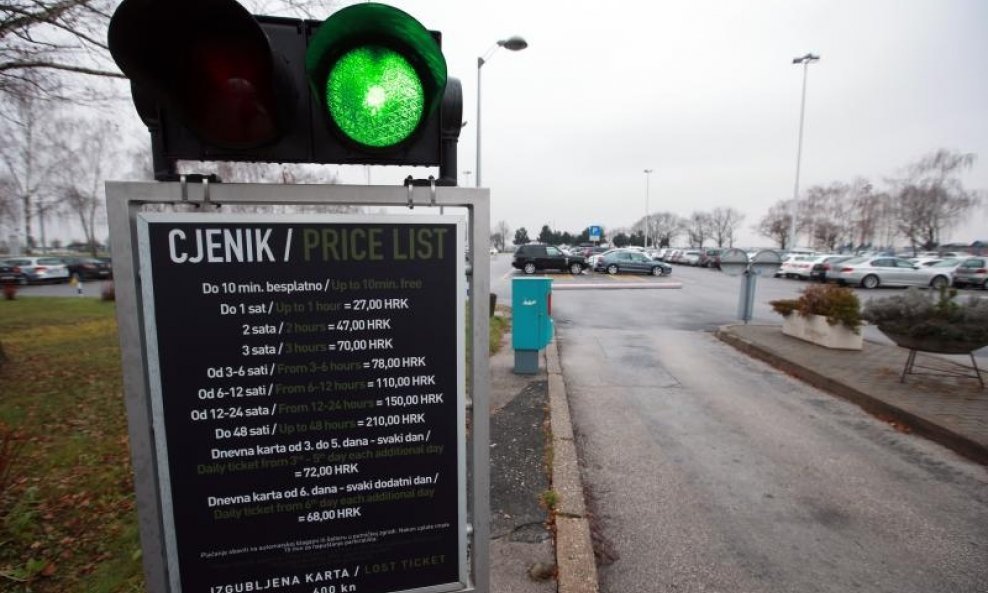 pleso parking