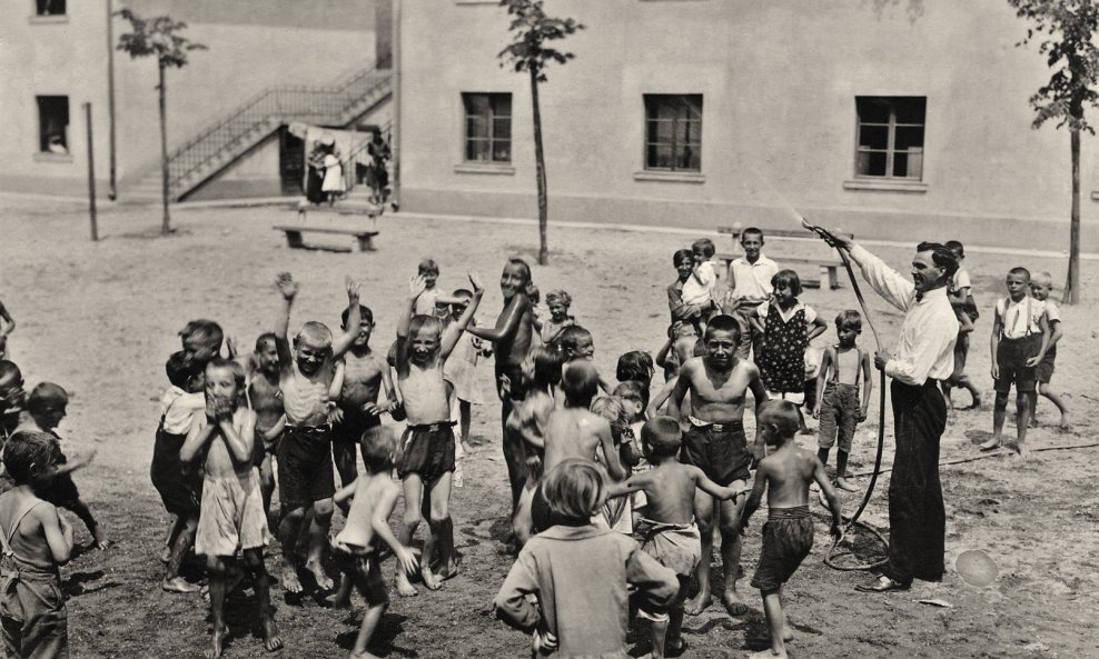 Ambulanta u sklopu Pučkog doma na Selskoj cesti, 1930.
