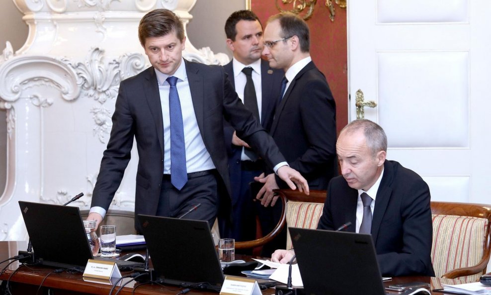 Ministar financija Zdravko Marić rekao kako će u javnim financijama tražiti prostor za daljnje porezno rasterećenje