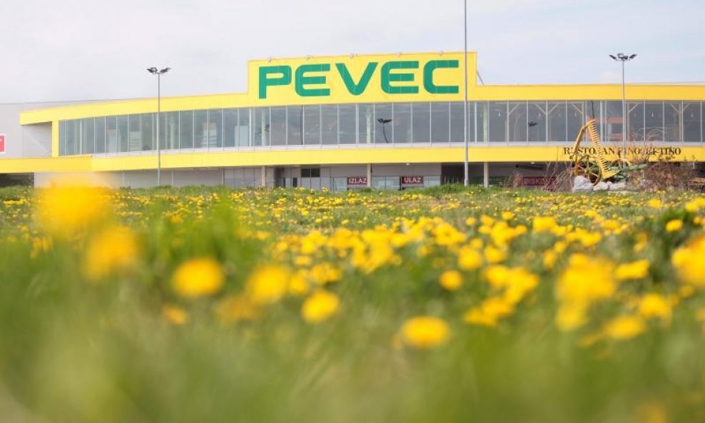 Pevec