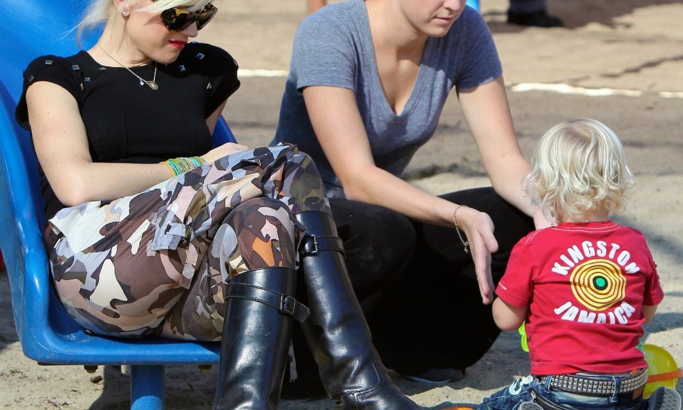 Gwen Stefani i mlada Australka Mindy Mann koja je bila kamen spoticanja za Gavina Rossdalea