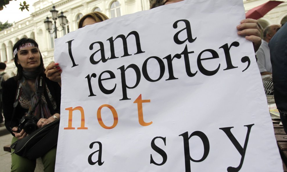 sloboda medija novinari tajne službe