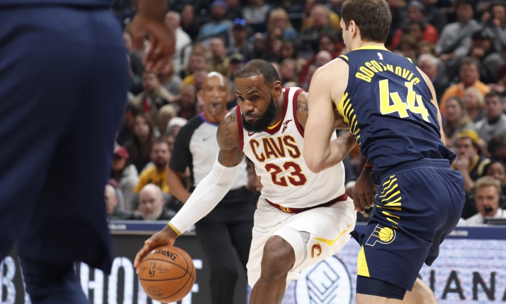 LeBron James i Bojan Bogdanović