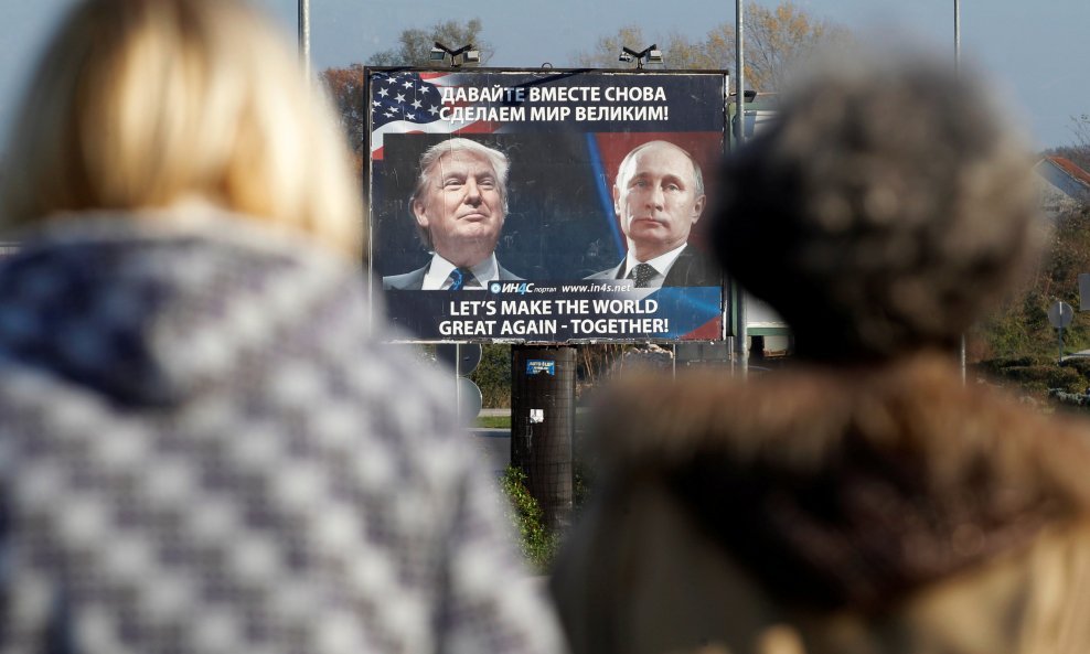 Trump i Putin - plakat u Crnoj Gori