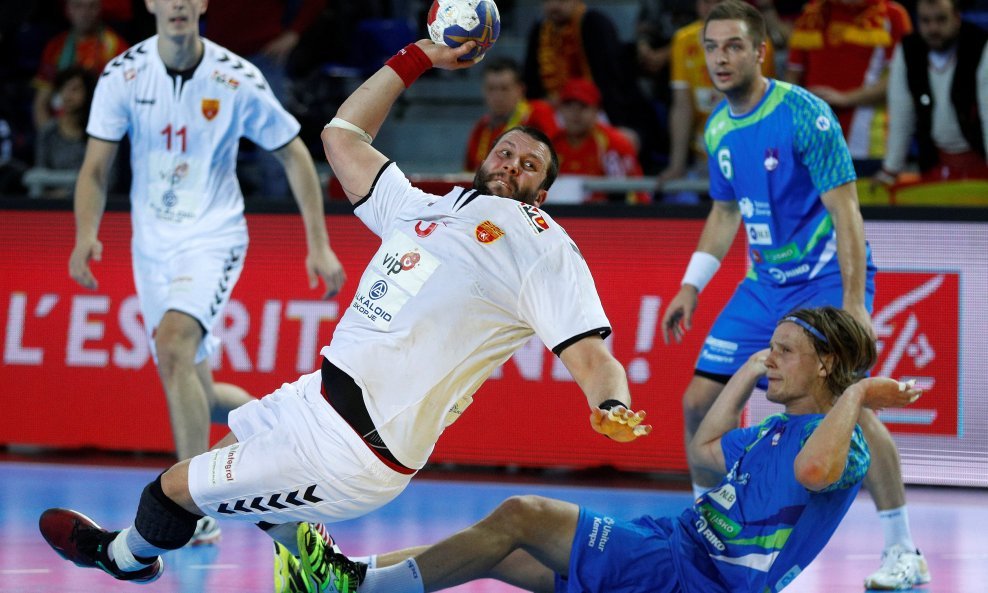 Men's Handball -  Slovenia v Macedonia - 2017 Men's World Championship Main Round - Group B - Arenes de Metz, Metz, France - 16/01/17 - Macedonia's Stojanche Stoilov in action.  REUTERS/Vincent Kessler