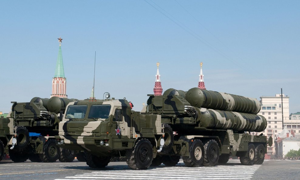 Raketni sustav S-400