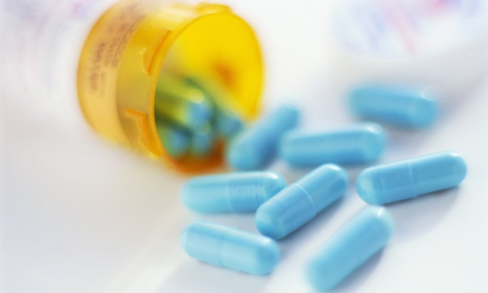 plave tablete pilule