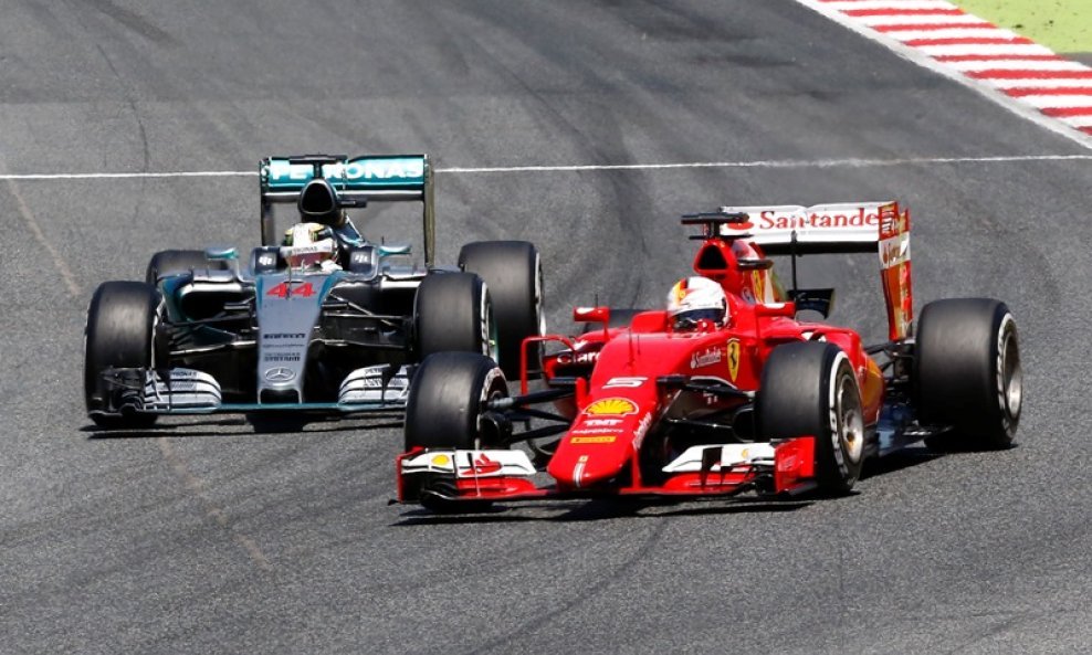 Vettel i Hamilton u duelu