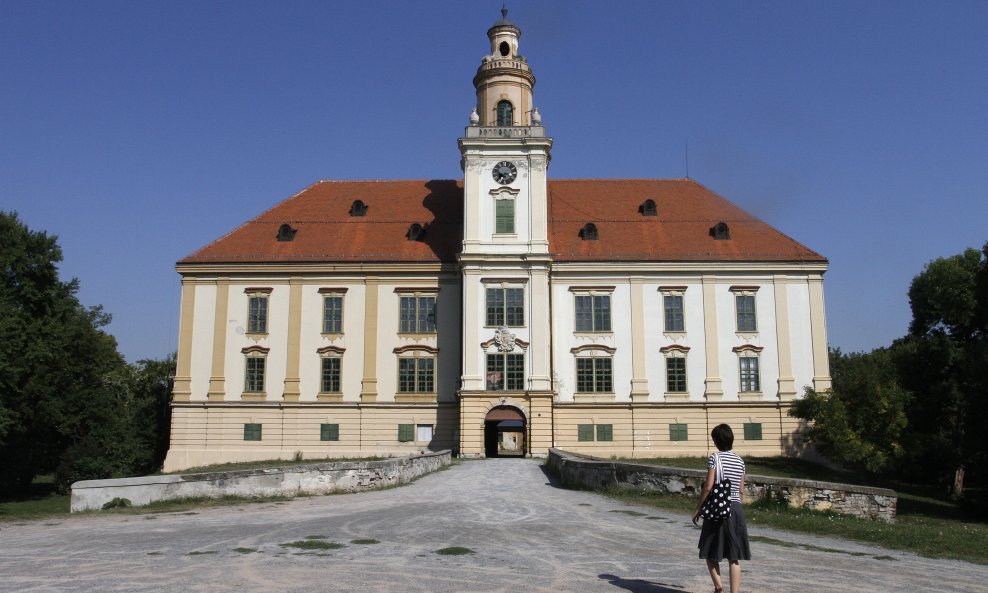 Reagirali su i Valpovčani na plaću gradonačelnika