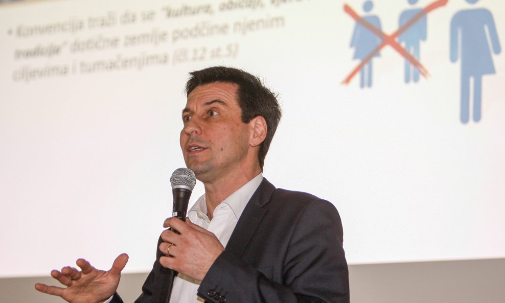 Ladislav Ilčić u javnosti zastupa krajnje konzervativne stavove