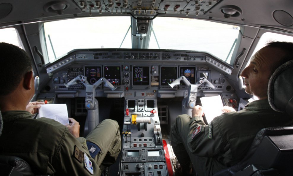 avion pilotska kabina potraga Air Francea