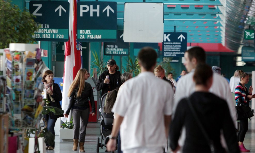 Napadači na zaposlenika bolnice Dubrava u istražnom zatvoru