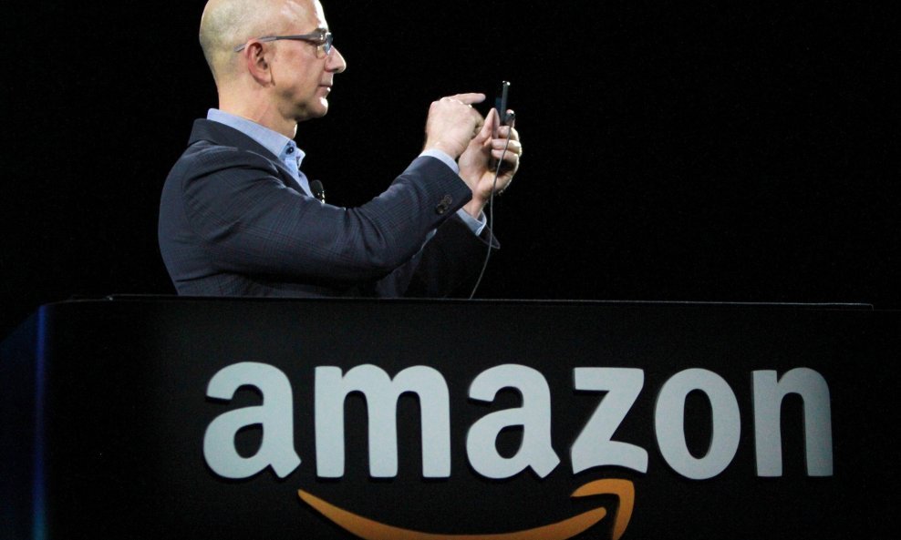 Jeff Bezos želi srezati troškove distribucije, a jačanjem pozicije Amazona u logistici stvarat će i pritisak na konkurente