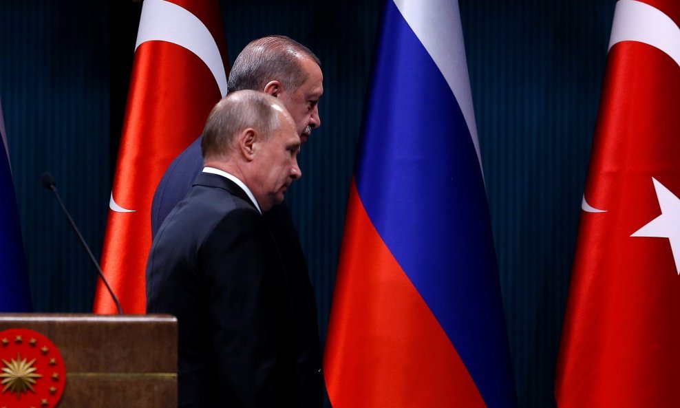 Recep Tayyip Erdogan i Vladimir Putin u Ankari potkraj 2017.