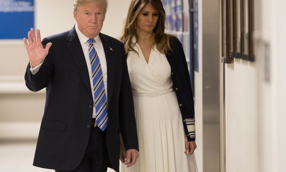 Roditelji Melanije Trump dobili stalnu boravišnu dozvolu u SAD-u