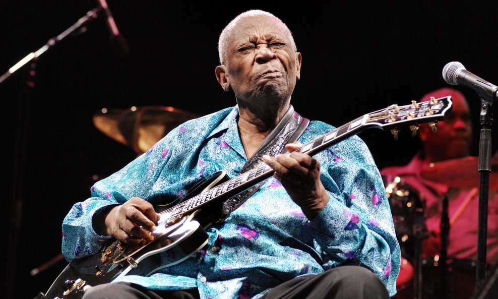 B. B. King sa svojom Gibsonovom gitarom Lucille