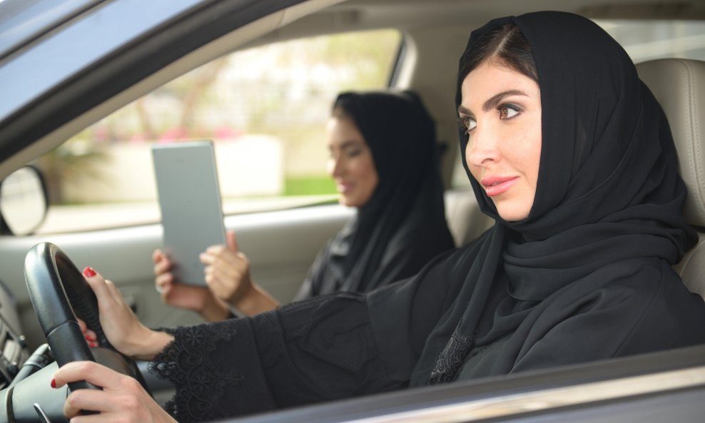 Saudijke će moći voziti od predstojećeg lipnja