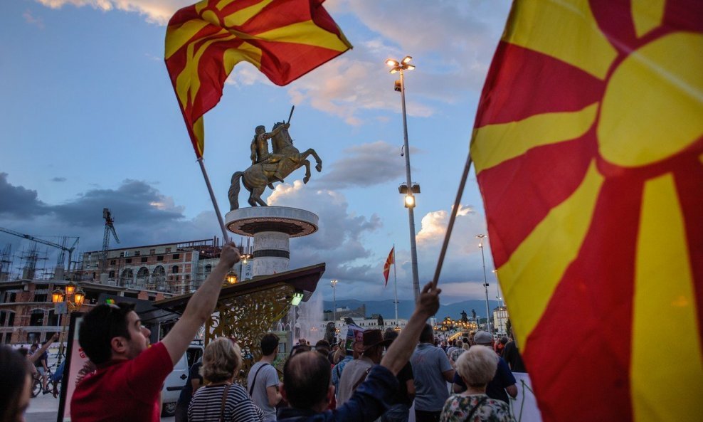Spor Makedonije i Grčke oko imena države