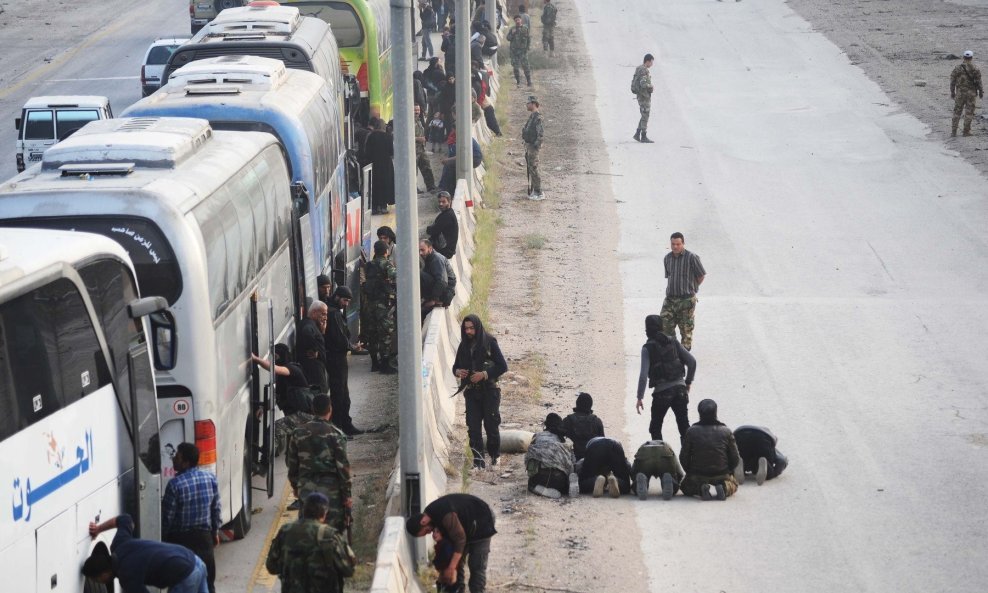 Sirija nudi amnestiju dezerterima i vojnim ročnicima