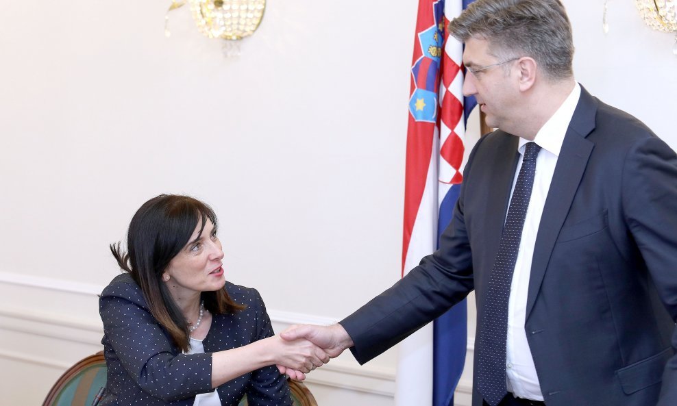 Ministrica Divjak: Od politike ne živim niti sam ikad živjela