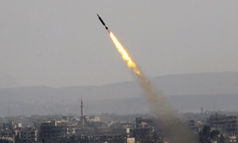 Raketa iznad Sirije