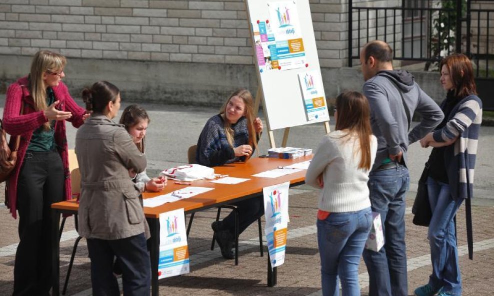 U ime obitelji referendum