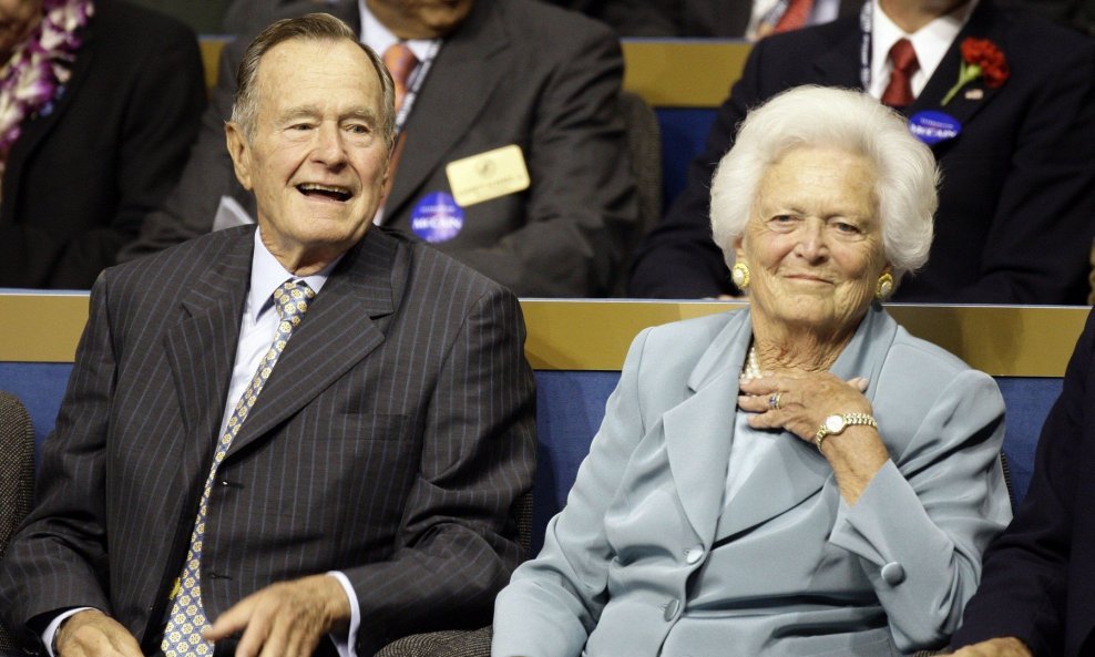 Georgeu Bushu nedavno je preminula supruga Barbara