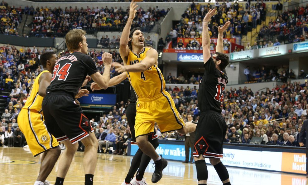 Luis Scola Indiana Pacers NBA