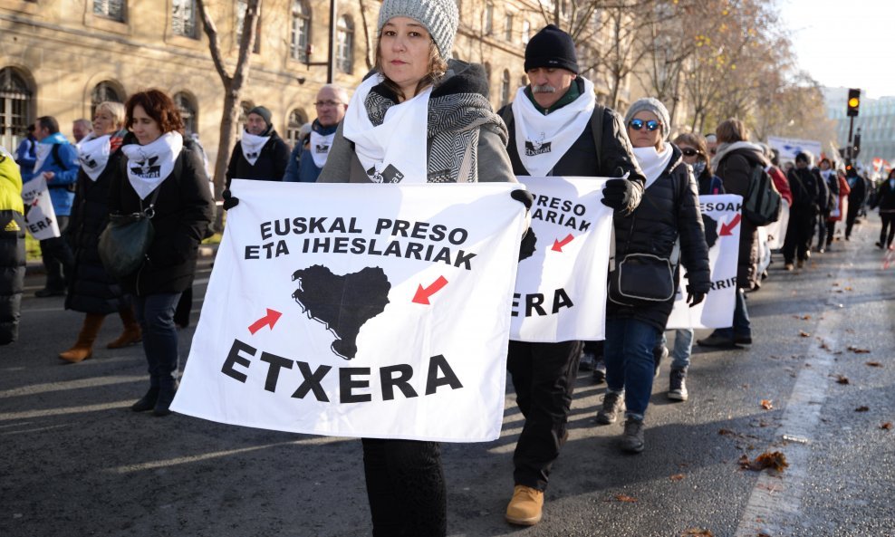 Prosvjed podrške zatvorenim pripadnicima ETA-e u Parizu 2017.