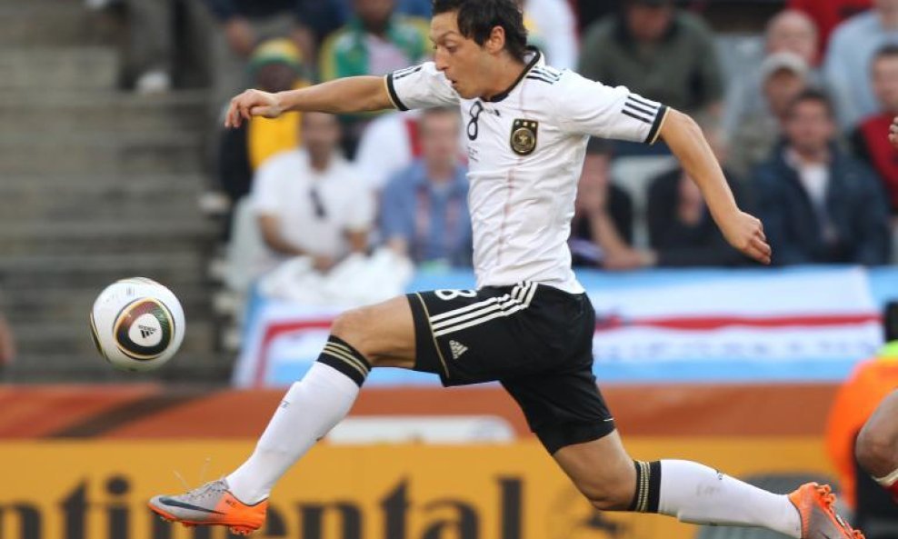 Mesut Özil