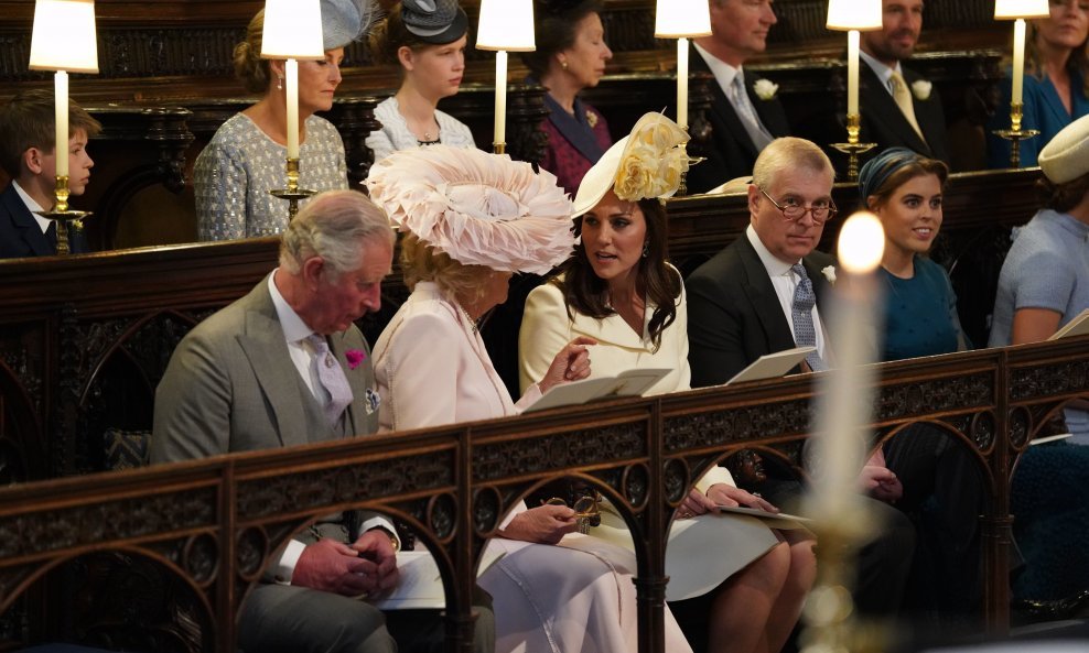 princ Charles, Camilla i Kate Middleton