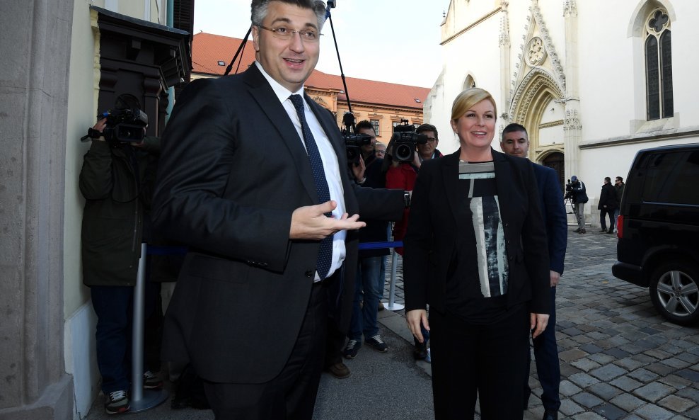 Premijer Andrej Plenković i predsjednica RH Kolinda Grabar Kitarović zajednički su sazvali sjednicu VNS-a