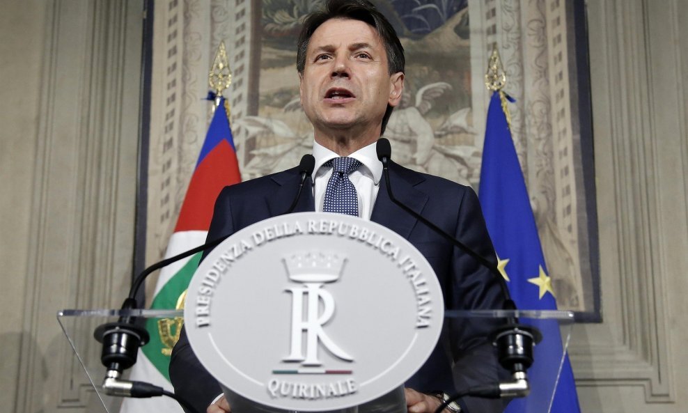 Prisegnuo novi predsjednik talijanske vlade Giuseppe Conte