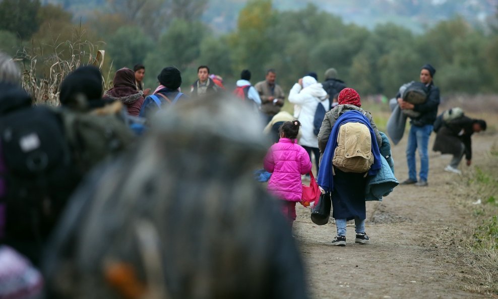 Migranti našli novu rutu prema Engleskoj i izbjegli La Manche