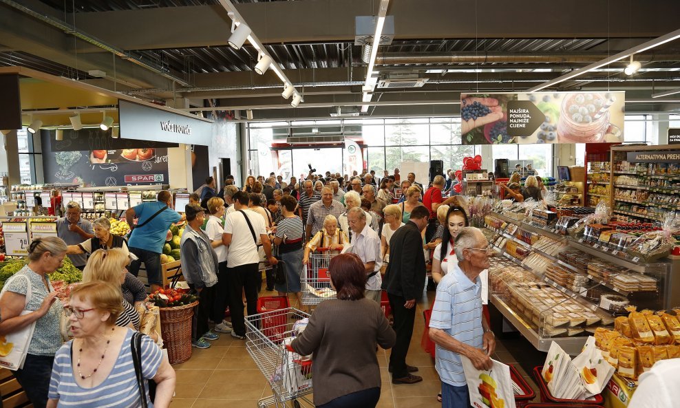 Spar otvorio svoj prvi supermarket u Labinu