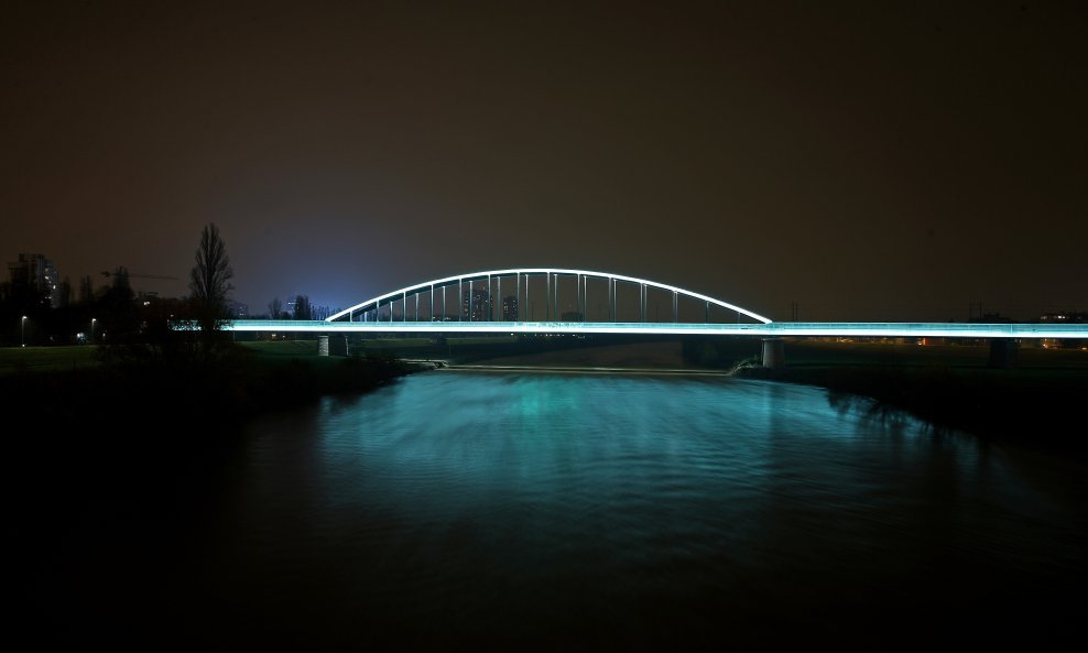 Zeleni most, popularni Hendrixov most u Zagrebu
