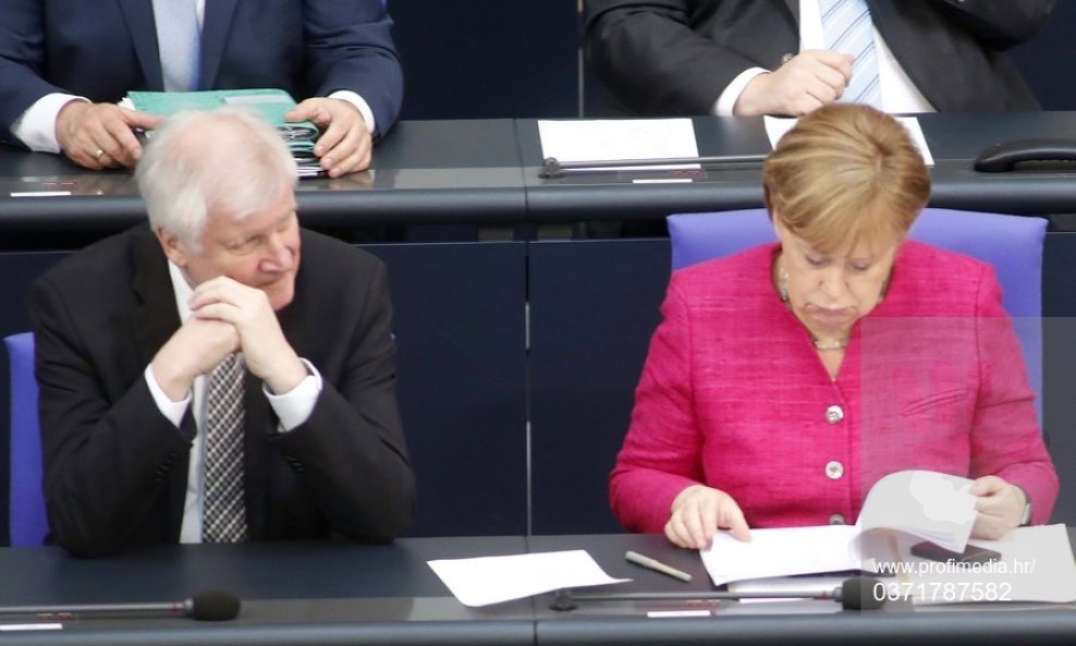 Horst Seehofer i Angela Merkel