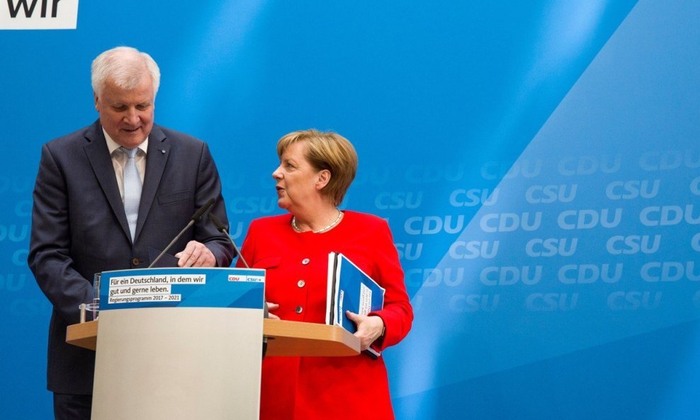 Horst Seehofer i Angela Merkel