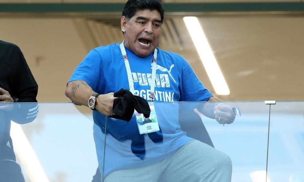 Maradona se na tribinama živcirao tijekom cijele utakmice