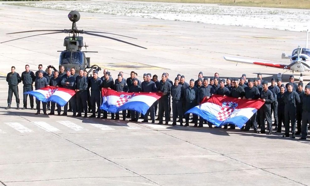 Pobjednička poruka Hrvatske vojske Vatrenima u Rusiji