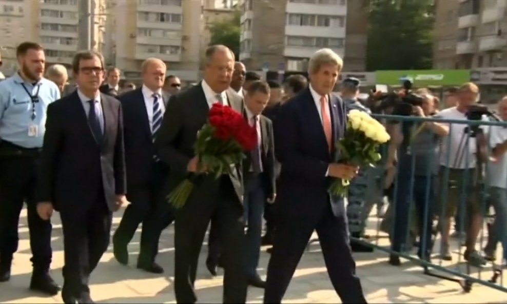 John Kerry i Sergej Lavrov