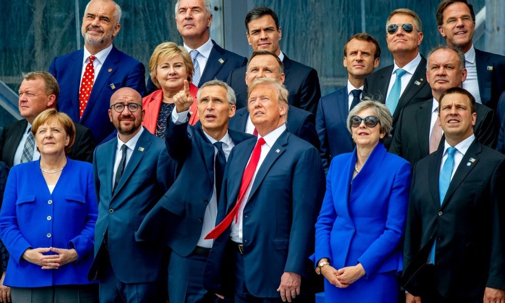 Trump sa čelnicima država članicama NATO saveza