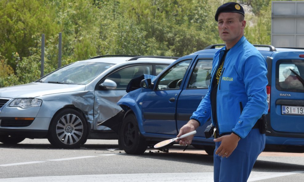 Osam ozlijeđenih u nesreći kod Šibenika