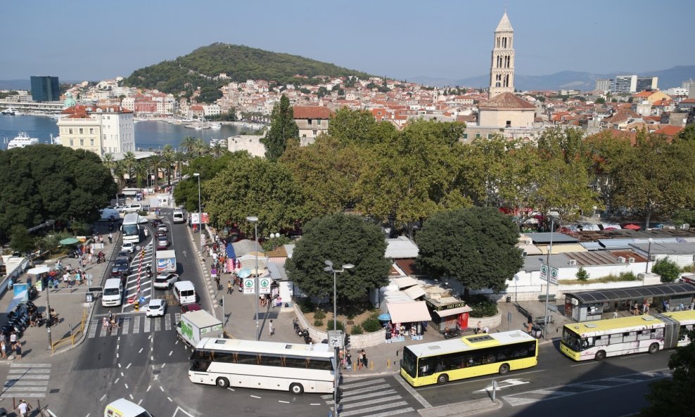 U samu zoru sve je donekle štimalo, no zagužvalo se u ranim prijepodnevnim satima